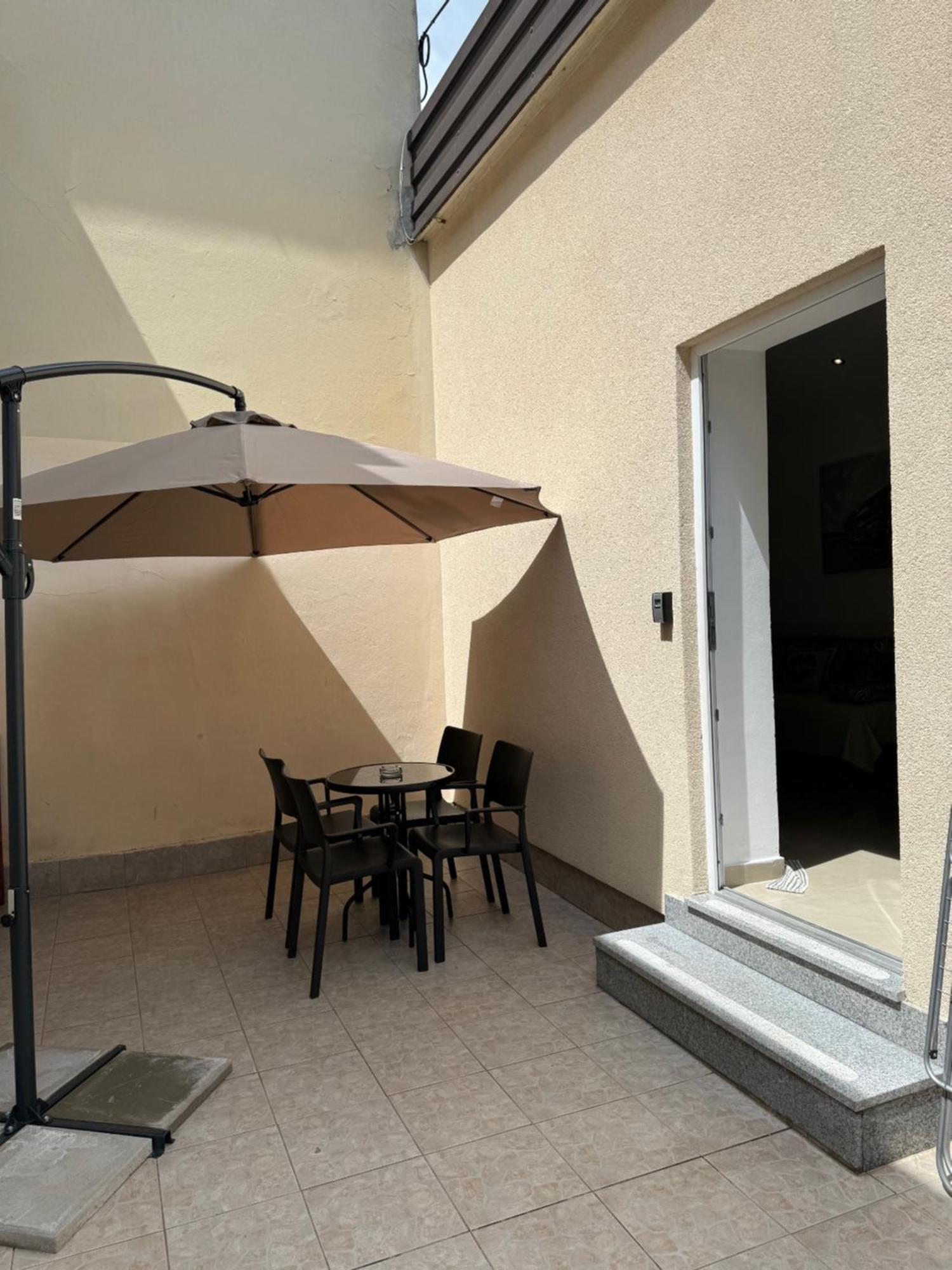 Ascic Apartment *